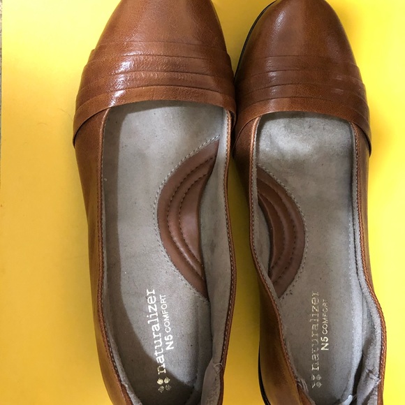 Shoes - Picture 5 of 5